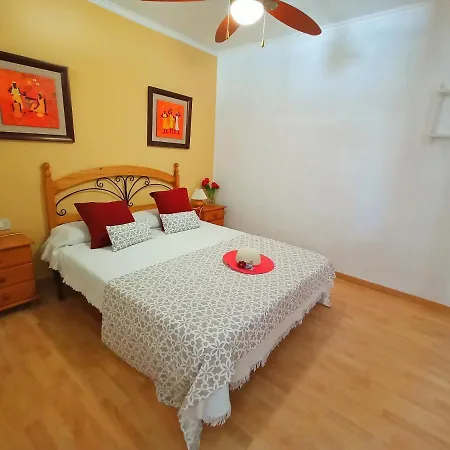 Apartamento En Primera Línea De Playa. Salou