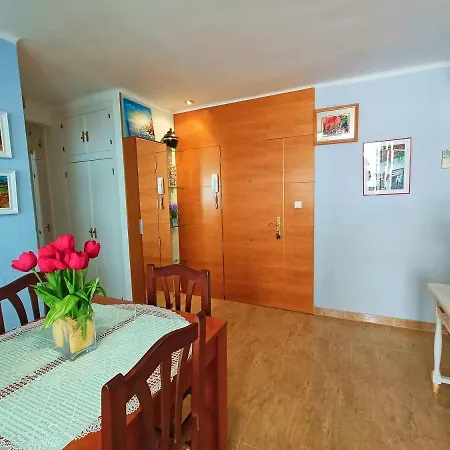 En Primera Linea De Playa. Apartment